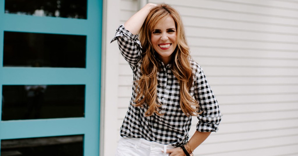 rachel hollis wearing button-up blouse from her qvc collection