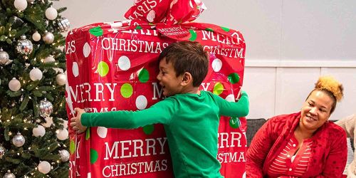 American Greetings Christmas Jumbo Plastic Gift Bag Only $2.46 – Ships w/ $25 Amazon Order