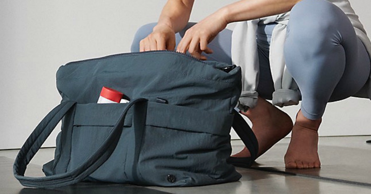 lululemon gym bag mens