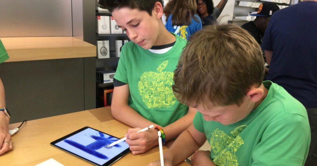 FREE Apple Kids Camp for Ages 812 (Make Reservations Now)