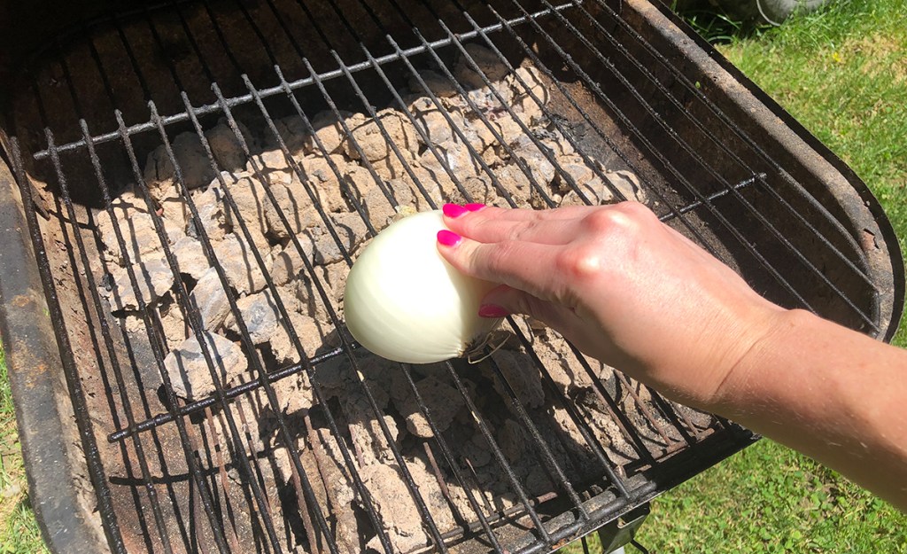 Genius Grilling Hacks To Show Off At Your Next Cookout