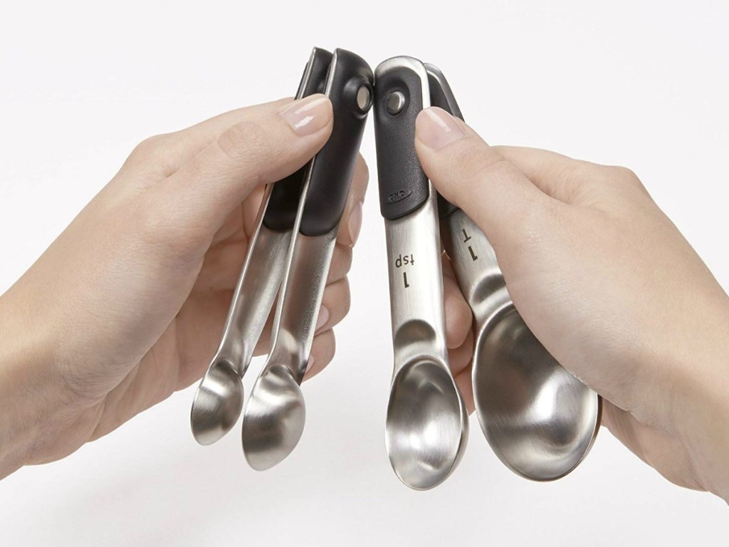 oxo good grips magnetic measuring spoons