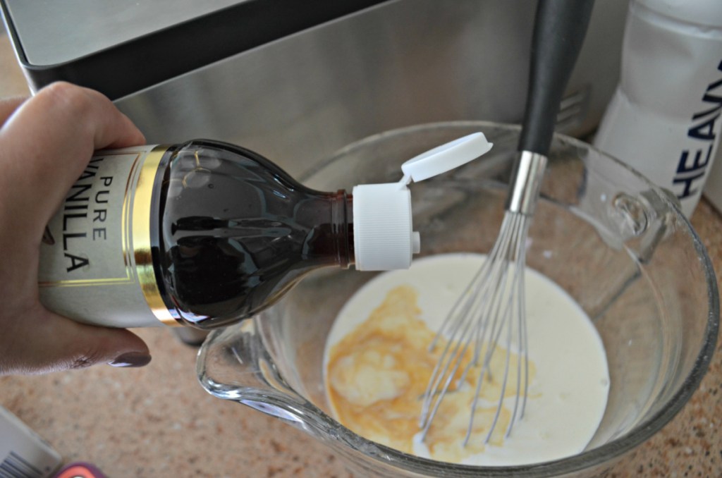 Adding vanilla extract to batter mix