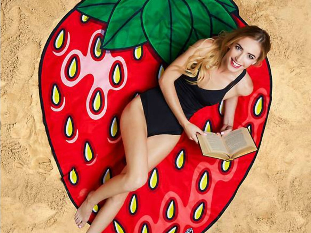 lady lyin gon Bigmouth Giant Strawberry Beach Blanket