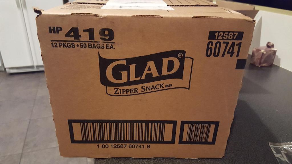 huge box of Glad zipper snack bags 