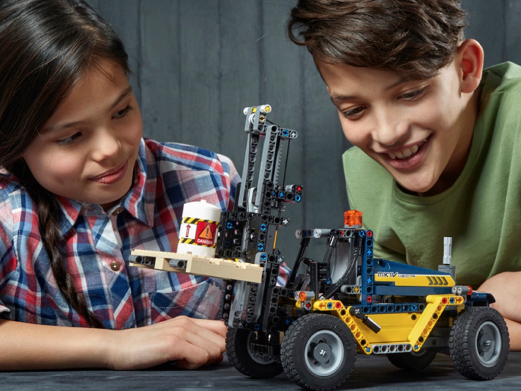 LEGO Technic Heavy Duty Forklift