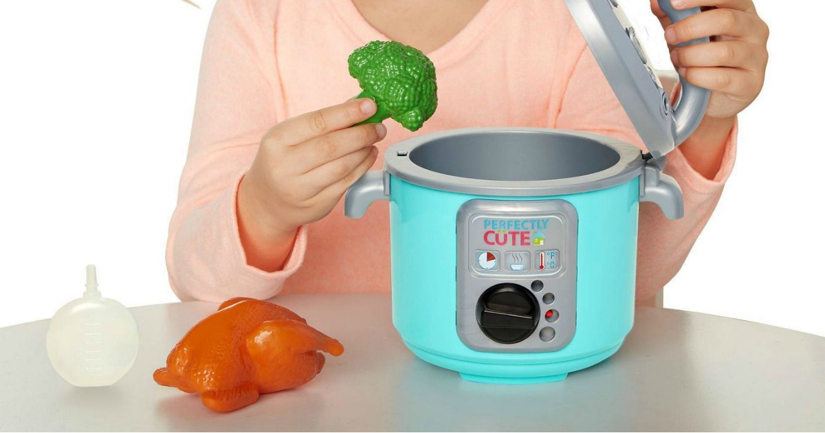 There's a toy Instant Pot for the tiny cook in your life - It's a