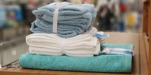 Room Essentials Bath Towel, 6 Washcloths & 2 Hand Towels Just $5.50 at Target