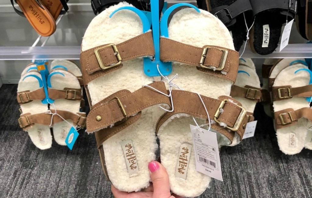 Sherpa fur-lined women's sandals in brown in store