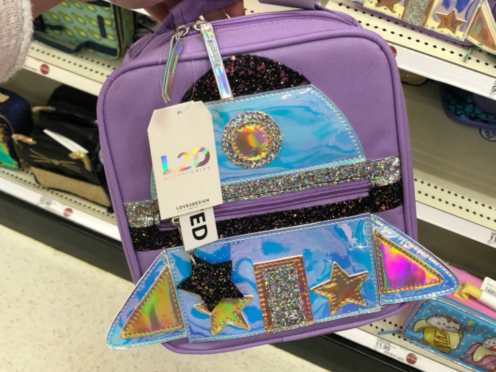 lunch bag on display in front of store shelves
