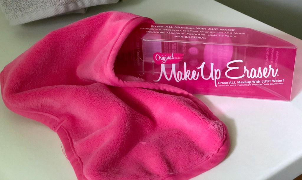 makeup eraser cloth and packaging