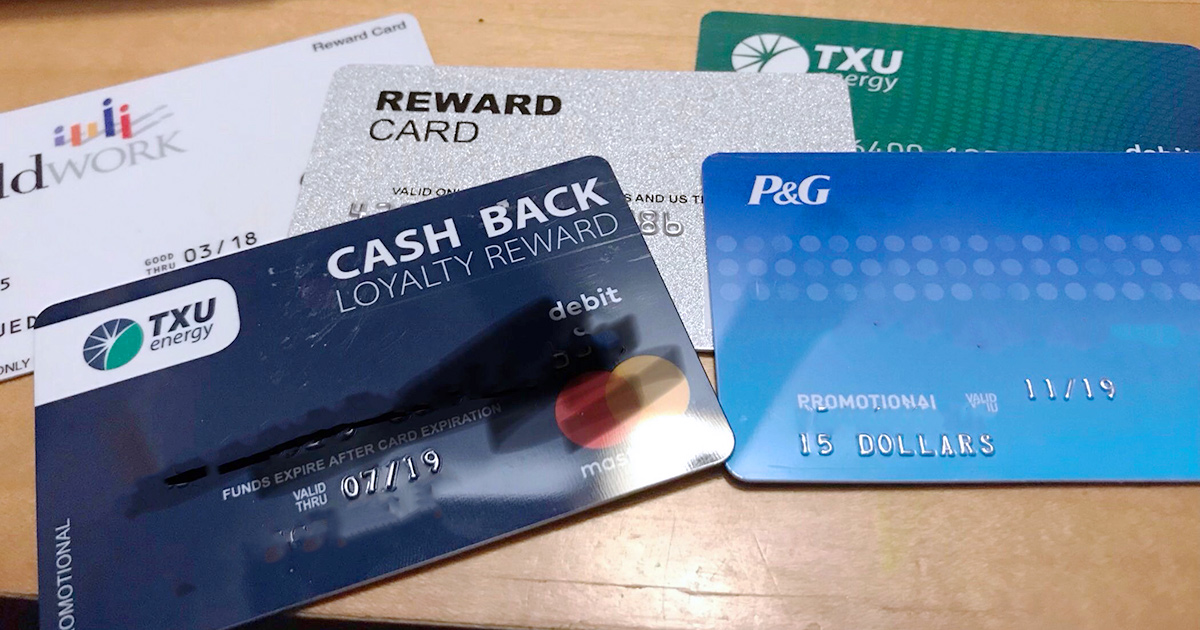 assortment of cash back and promotional gift cards