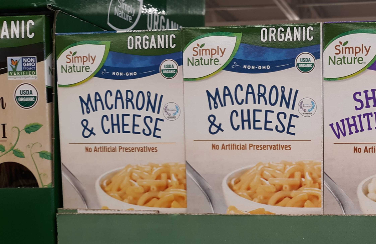 Simply Nature macaroni and cheese boxes at Aldi