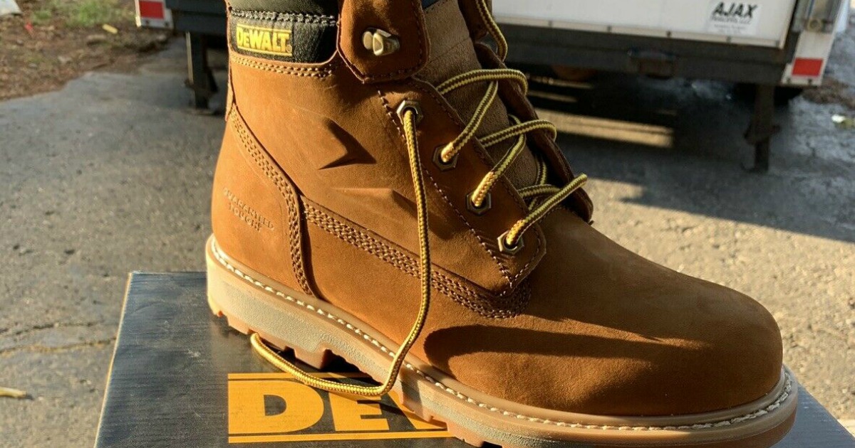 Dewalt Work Boots on shoe box