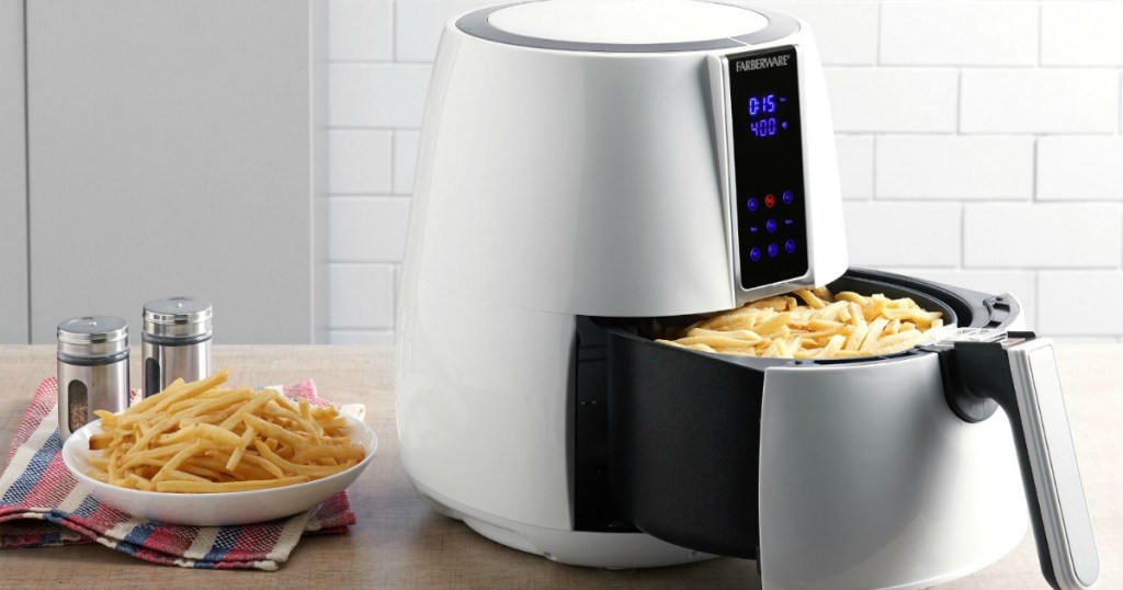 Farberware Air fryer on the kitchen counter