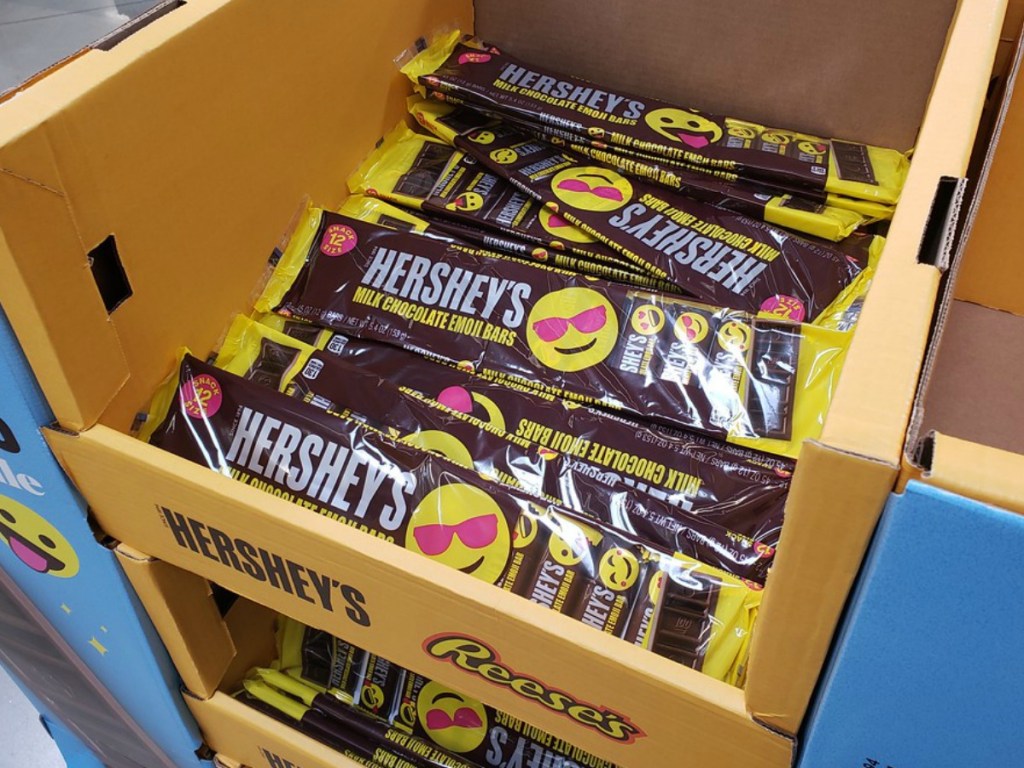 hershey's emoji chocolate bars at Walmart