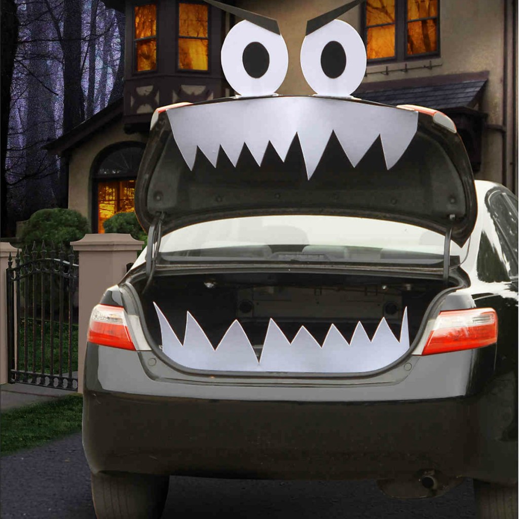 Tricky Trunk Decor Kits Make Trunk or Treat Stress-Free | Easy to Set Up