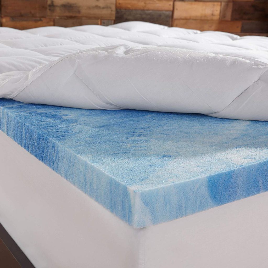 bed with mattress topper