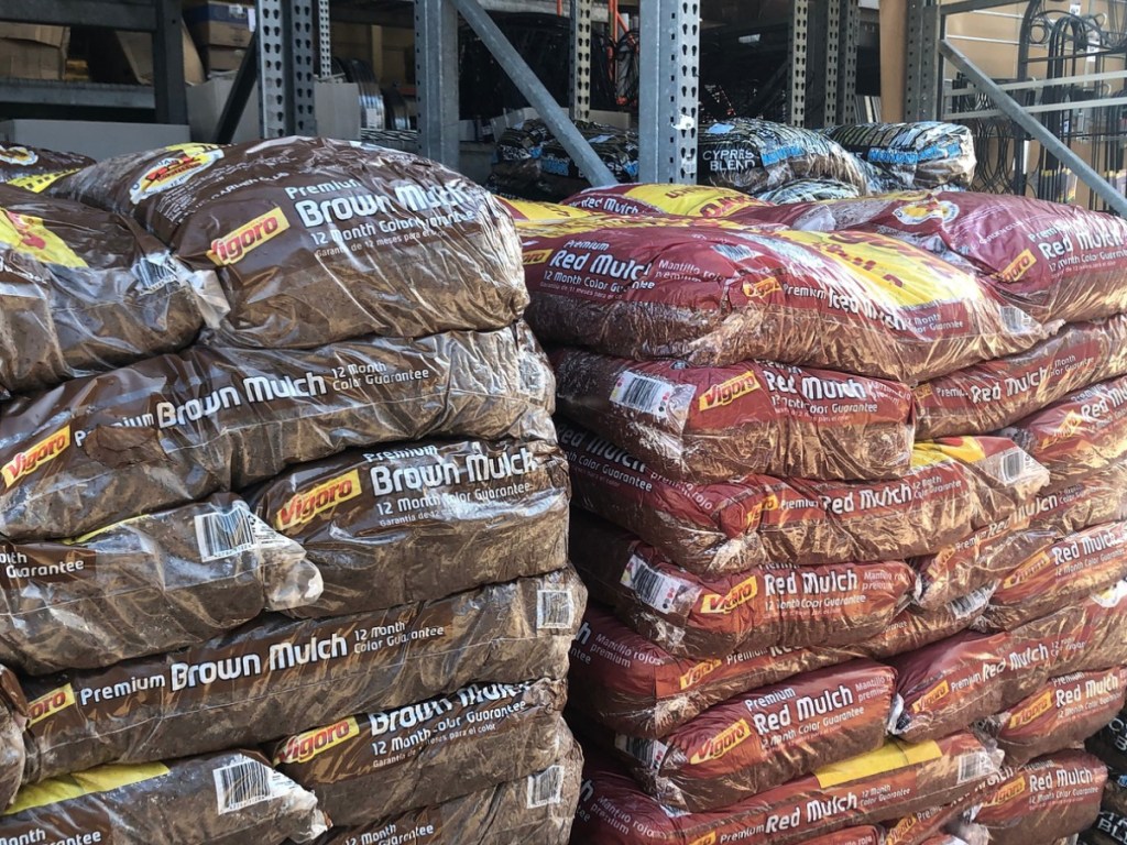 Vigoro 2 Cubic Ft. Colored Mulch at home depot