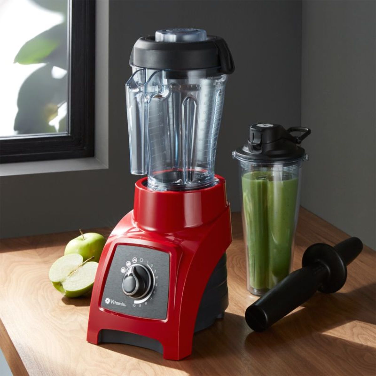 Vitamix S50 Ruby Red Blender with green apple and juice