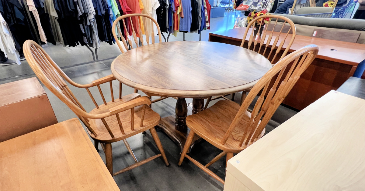 Thrift Store Shopping These Are The Best Second Hand Products To Buy   Thrift Store Kitchen Table  