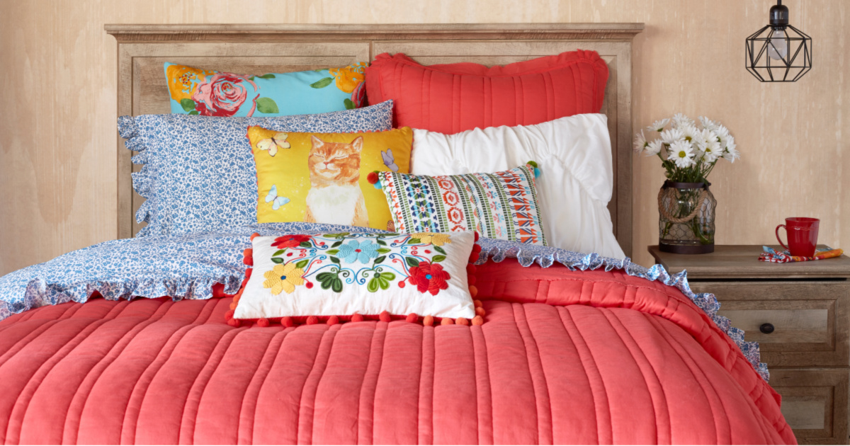 The Pioneer Woman Queen Size Quilts As Low As 14 99 At Walmart