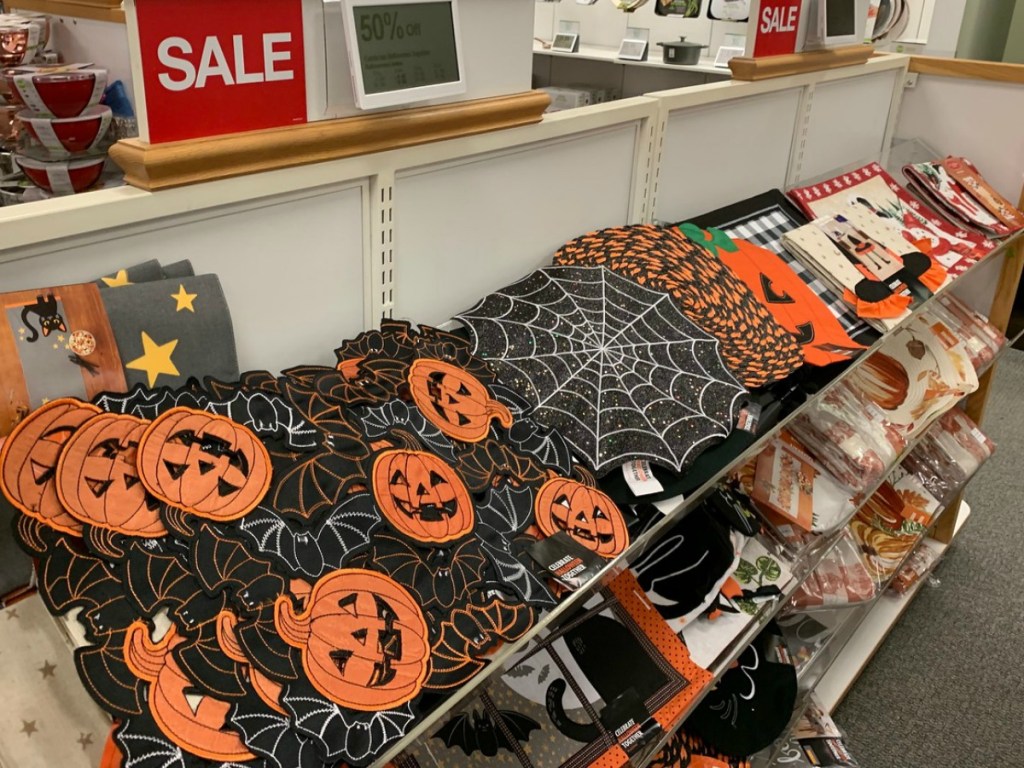 Up to 65 Off Halloween Decor + Free Shipping for Kohl's Cardholders