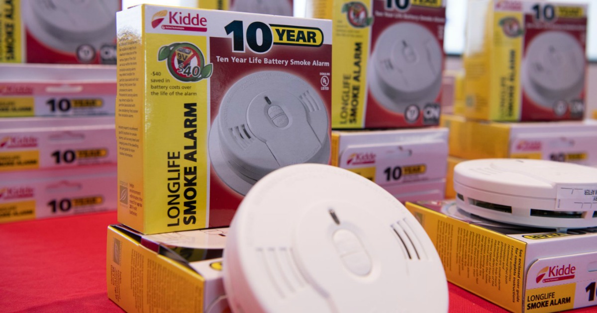 Display of Kidde smoke alarms