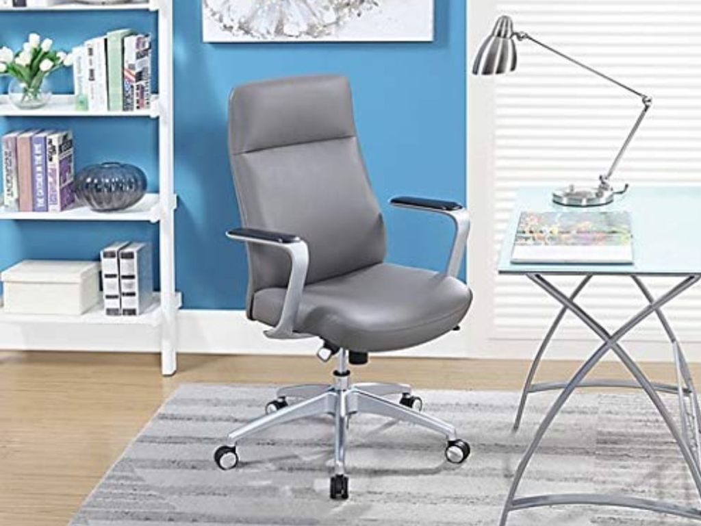 La-Z-Boy Savona Adjustable Height Ergonomic Leather Managers Chair in office