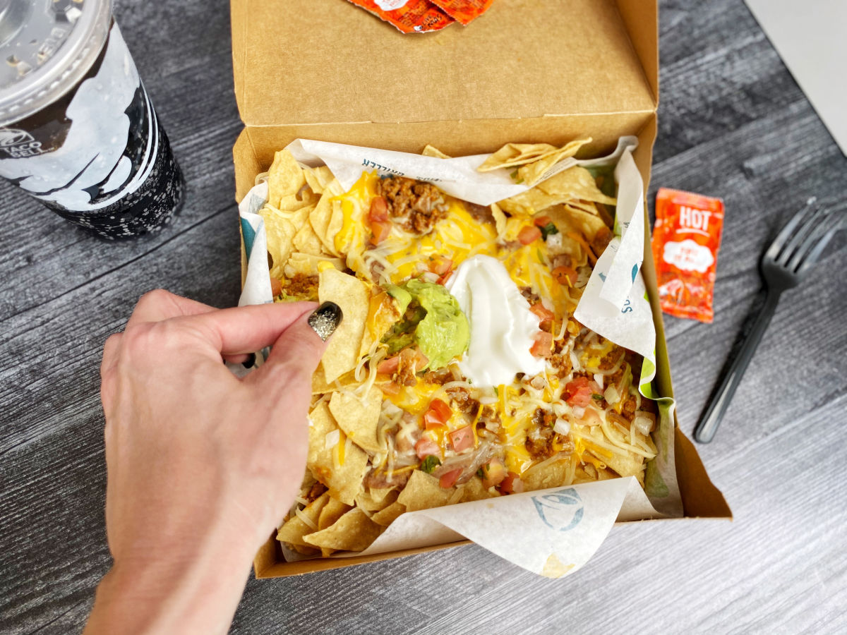 Taco Bell Grande Nachos Box W/ Drink Only $5 + FREE Bean Burrito