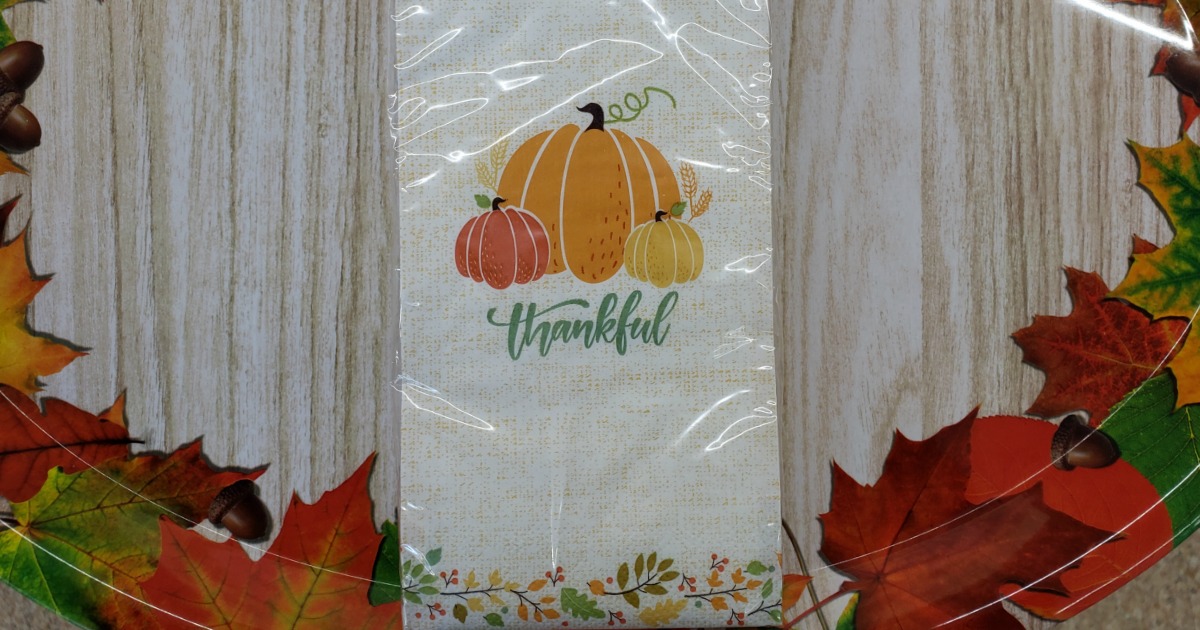 Thanksgiving Tableware and napkins