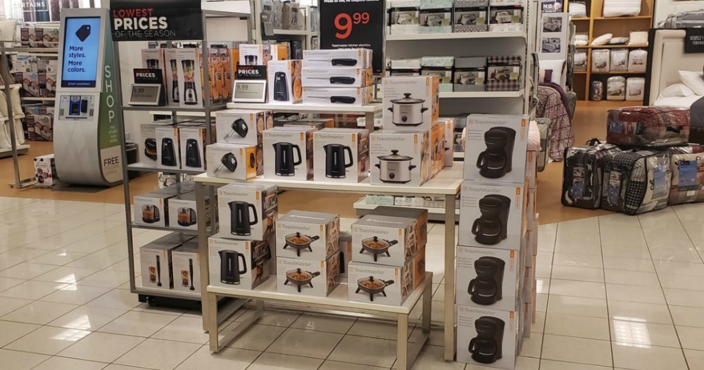 Kohl's store display of Toastmaster small appliances