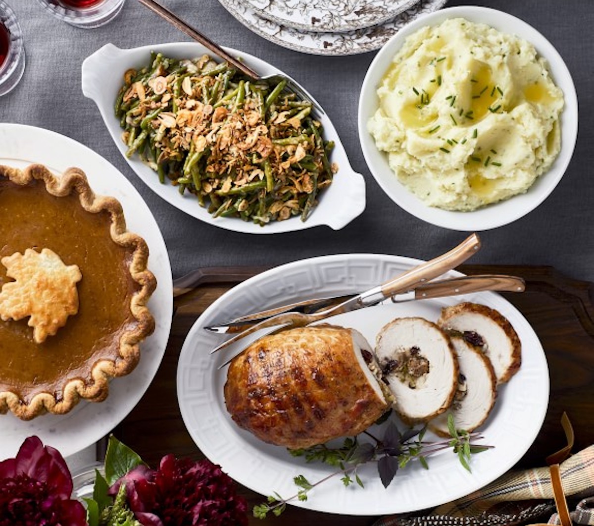 9 Places To Buy Pre-Made Thanksgiving Dinner | No Cooking Required