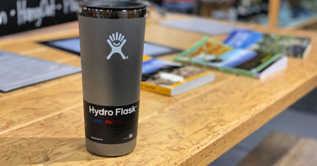 Hydro Flask Graphite 22 oz