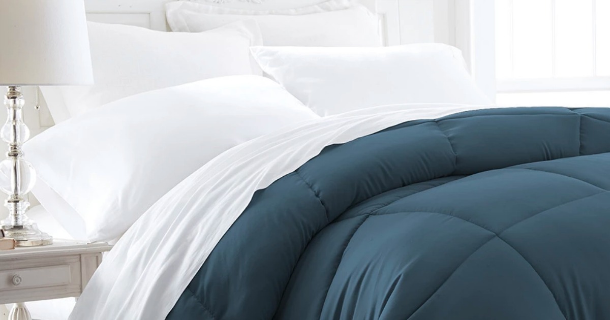 linens and hutch down alternative mattress topper