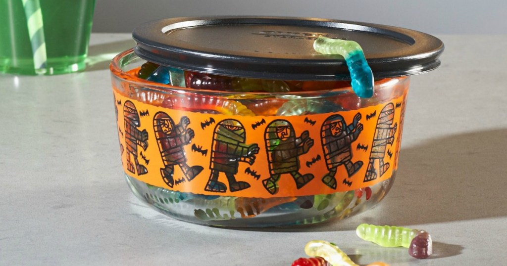 Pyrex Halloween container featuring mummies
