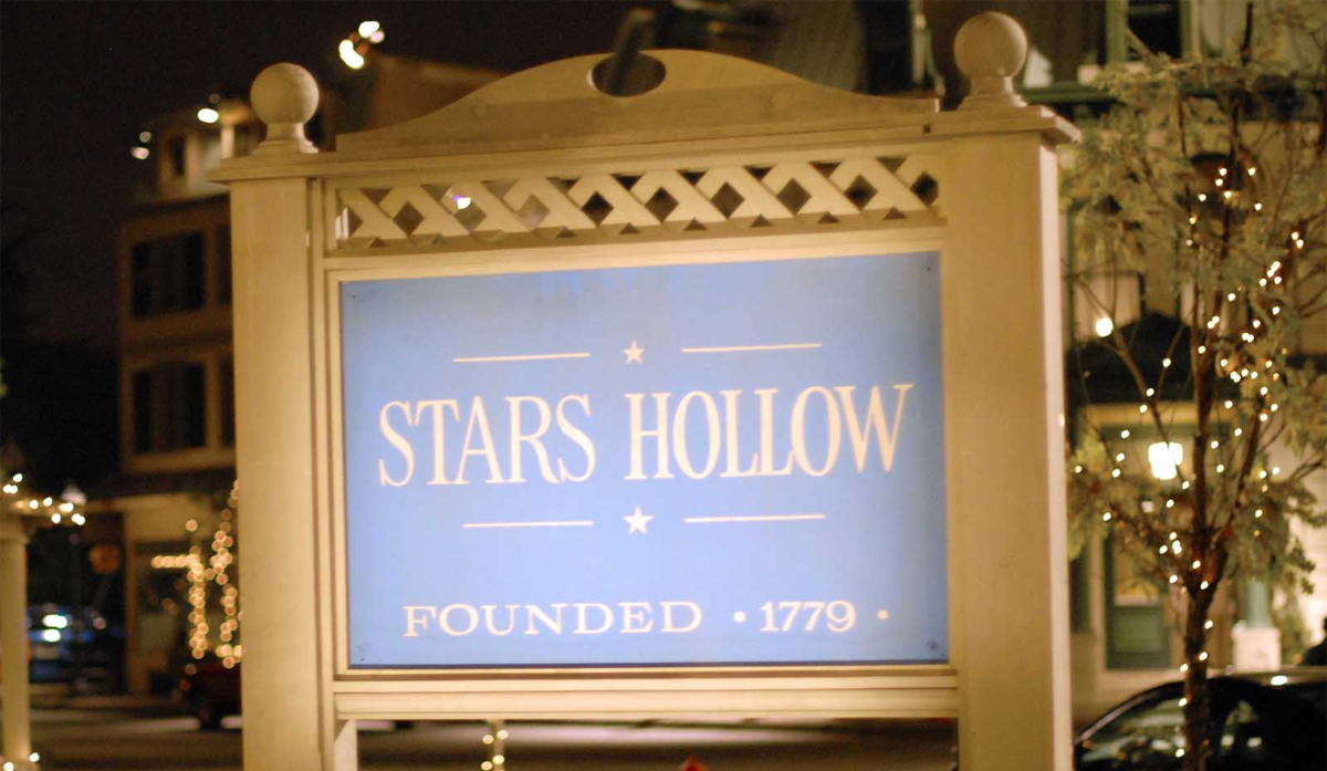 Stars Hollow sign