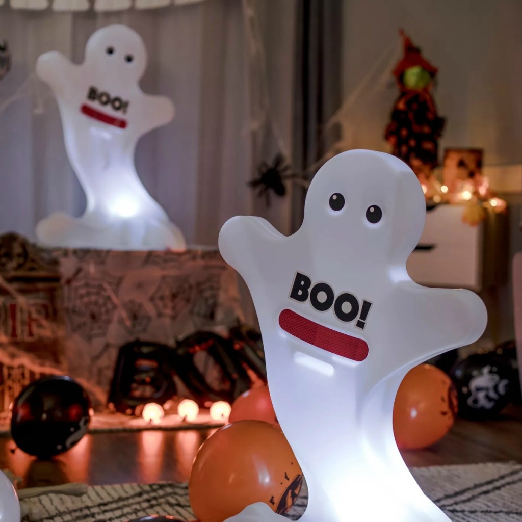 Step2 Kid Alert Ghost in room with Halloween decorations