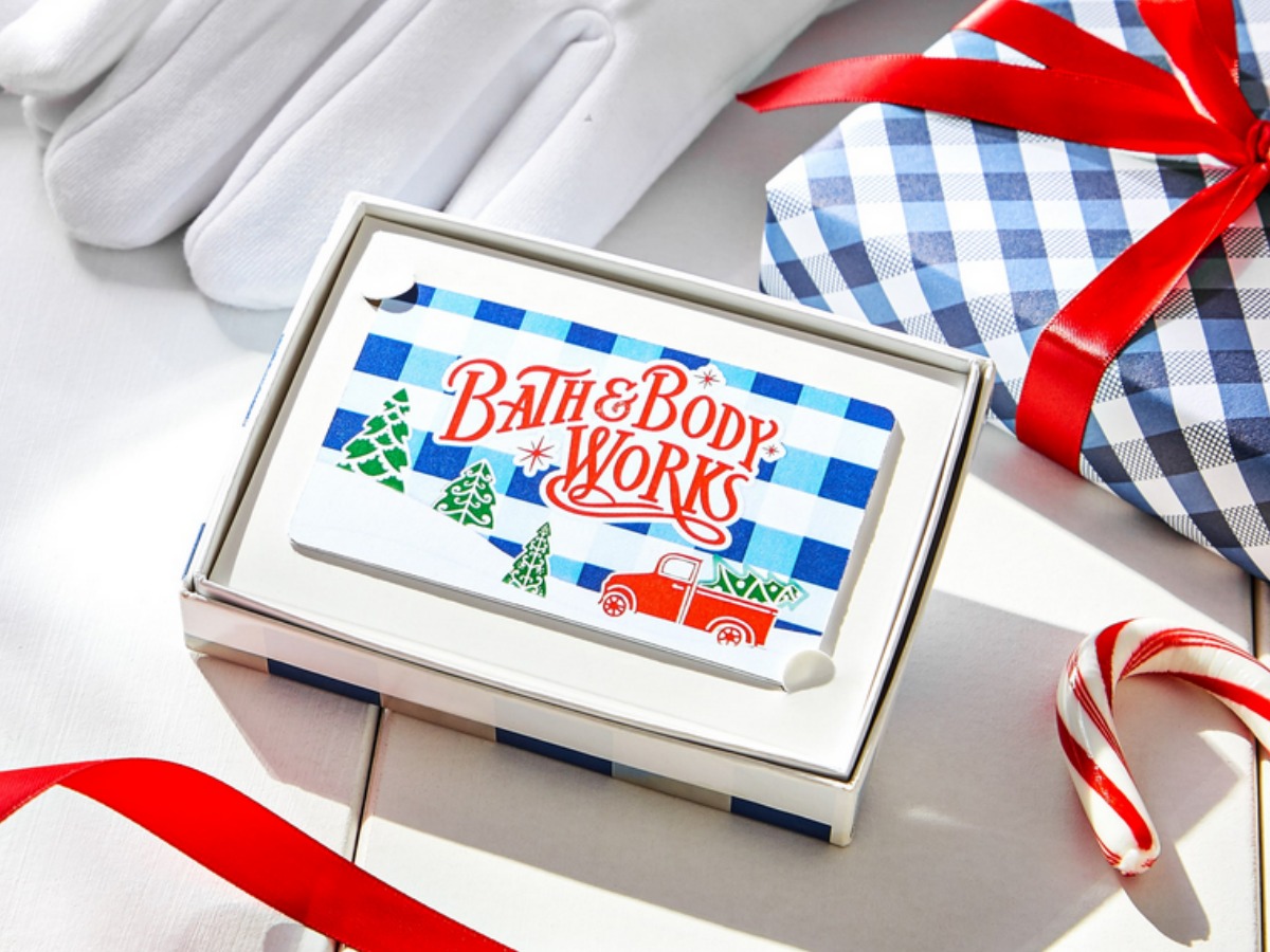 bath & Body Works Gift Card in box