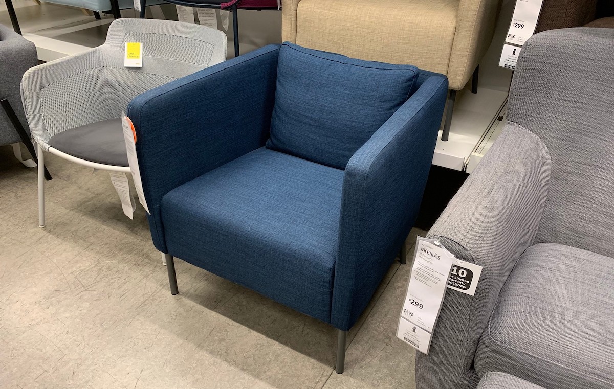 blue sitting chair