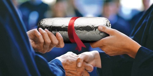 Chipotle Now Offers Debt-Free Degrees for All Employees