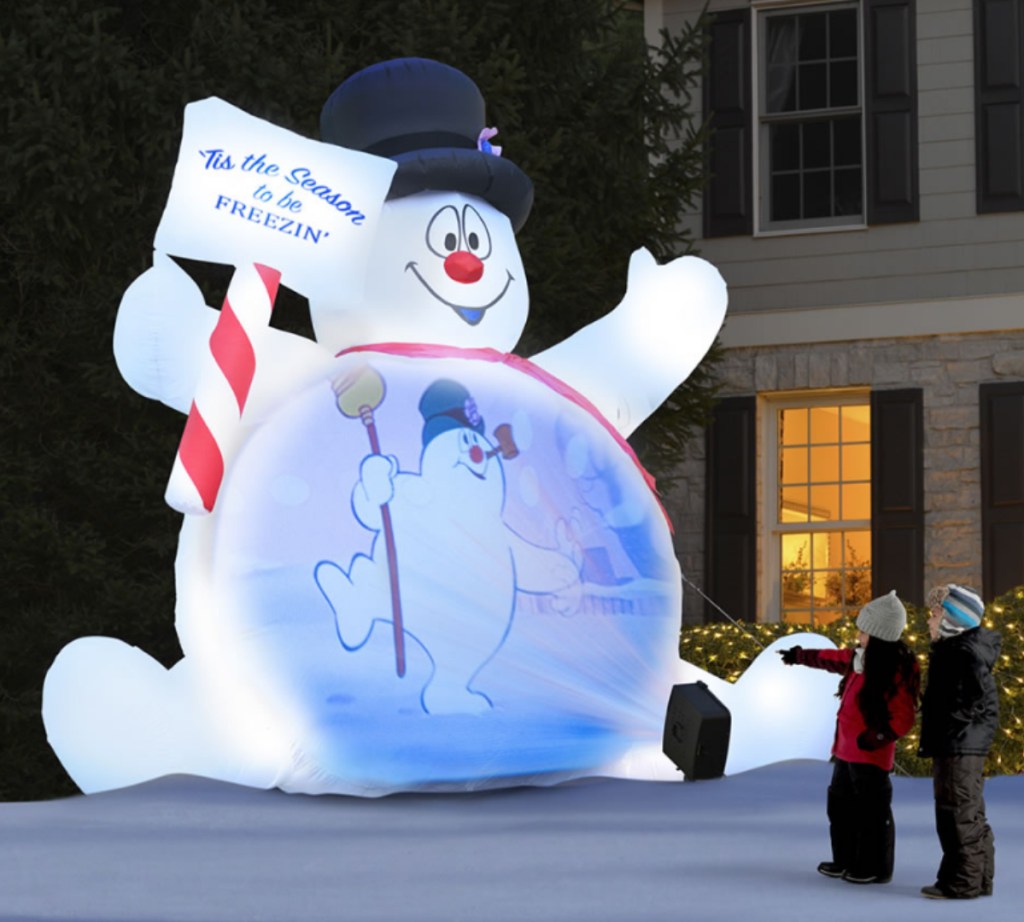 Frosty the Snowman outdoor inflatable