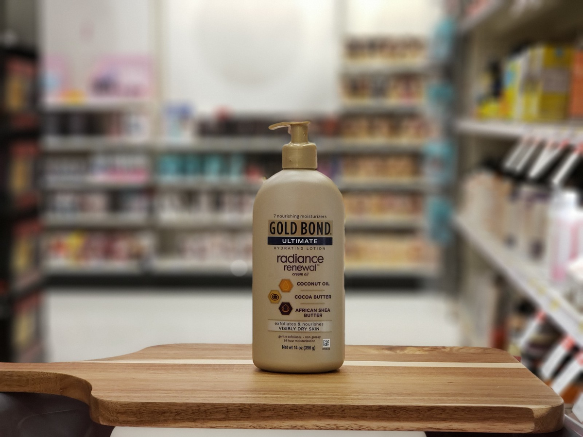 gold bond radiance renewal lotion with blurry background