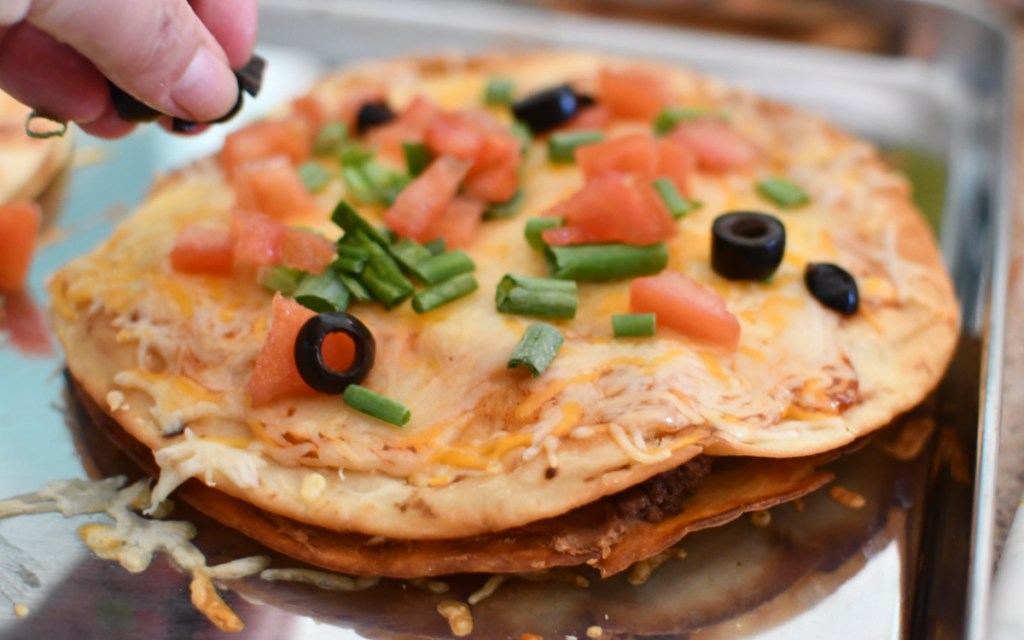 mexican pizza toppings