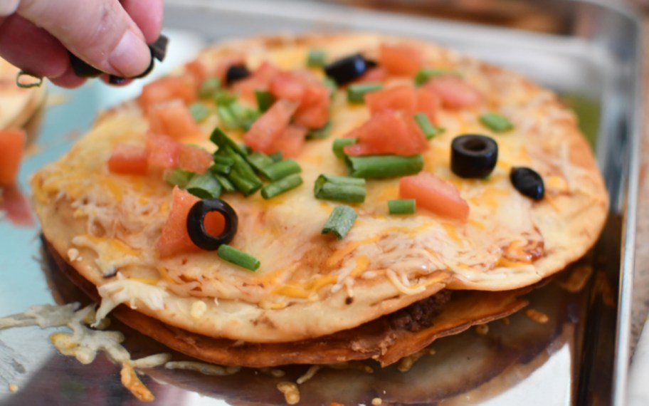 mexican pizza toppings
