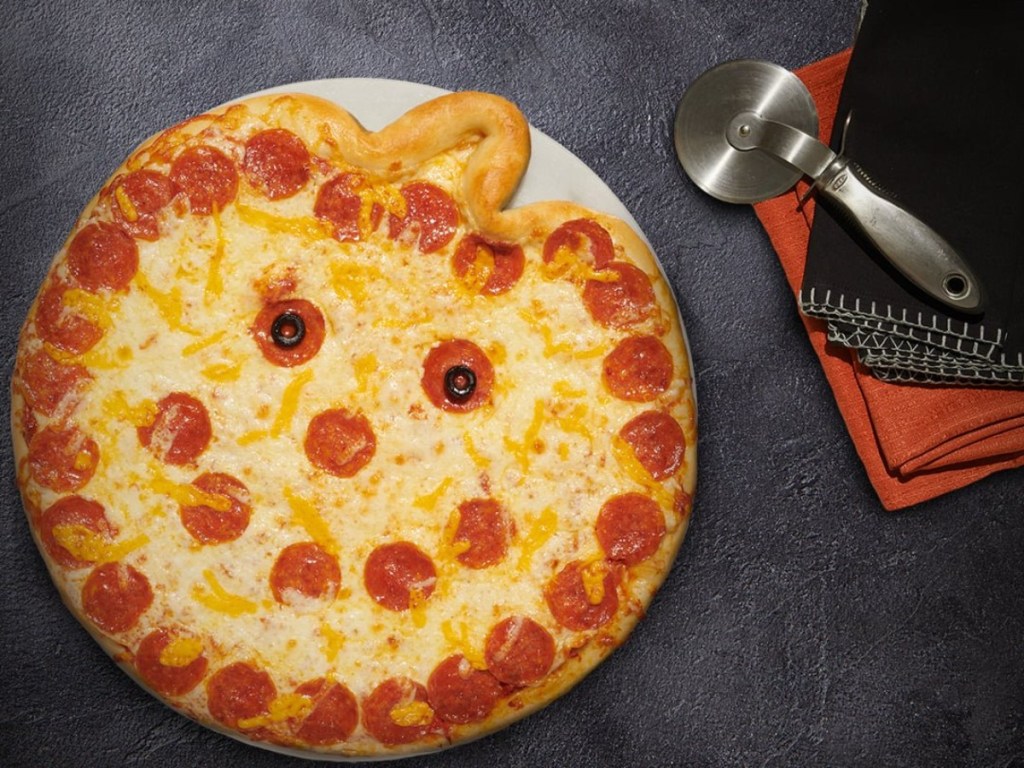 Papa Murphy's Jack-O-Lantern pizza