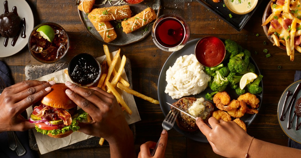TGI Fridays is Offering a 3Course Feast for Two for 20