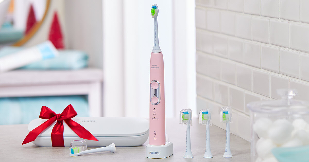 Philips Sonicare Electric Toothbrush w/ Charging Case & 5 Brush Heads