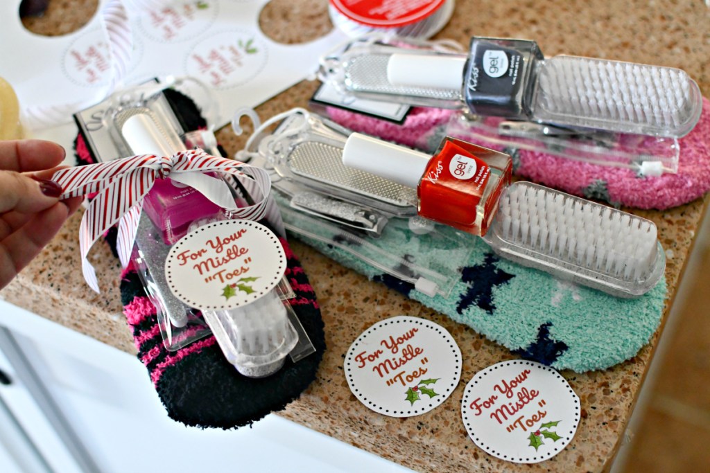 3 Easy Dollar Tree DIY Christmas Gifts With Free Printable Gift Tags 3 Easy Dollar Tree DIY Christmas Gifts With Free Printable Gift Tags