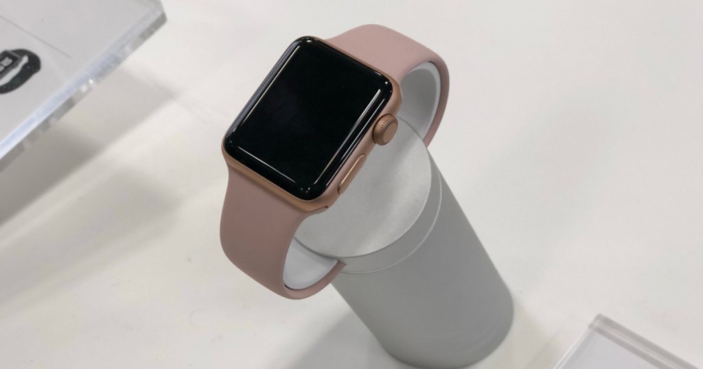 apple-watch-series-4-gps-40mm-gold-aluminum-case-with-pink-sand-sport-band